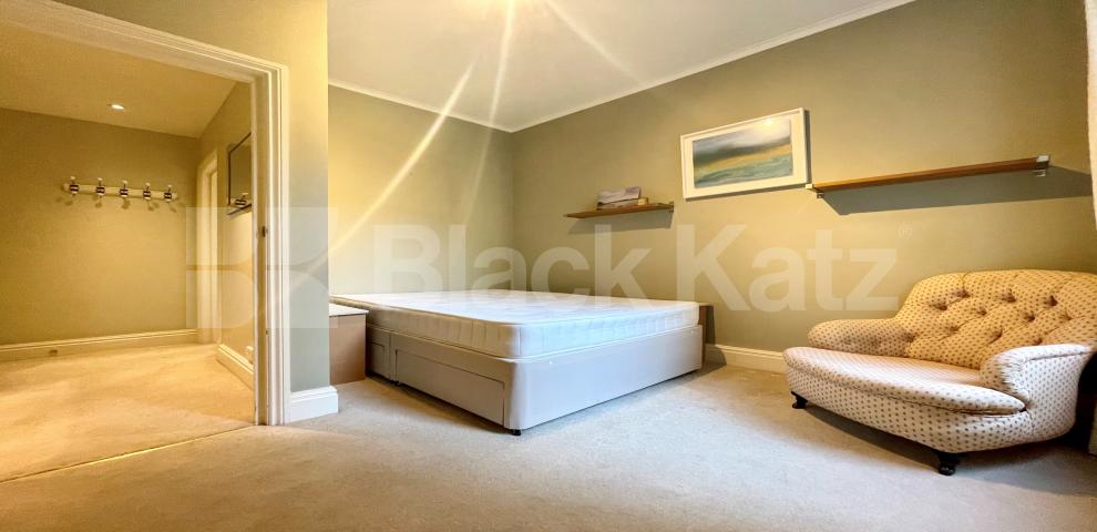 			LET , 2 Bedroom, 1 bath, 1 reception Ground Floor Flat			 Tregarvon Road, Clapham Junction/Common